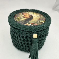 Koszyczek z pokrywką i leśną wróżką — szydełkowy | ZZZ handmade
