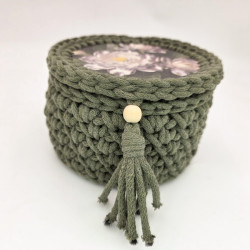 Koszyczek z pokrywką i piwoniami — szydełkowy | ZZZ handmade